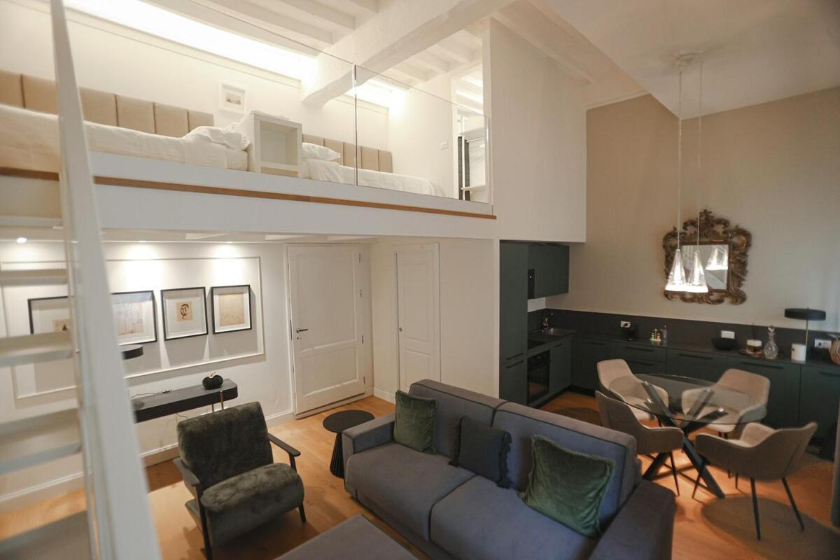 Bargello Nine Luxury Apartment Florence